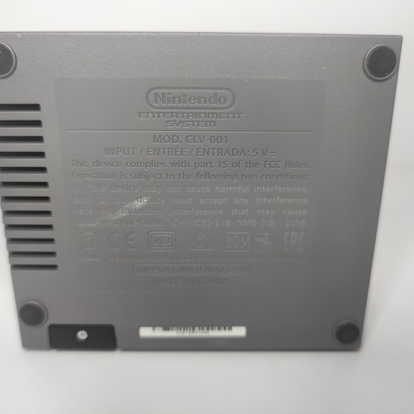 Nintendo NES Classic Edition Mini Console w/ Controller, 2016 - Picture 5 of 12